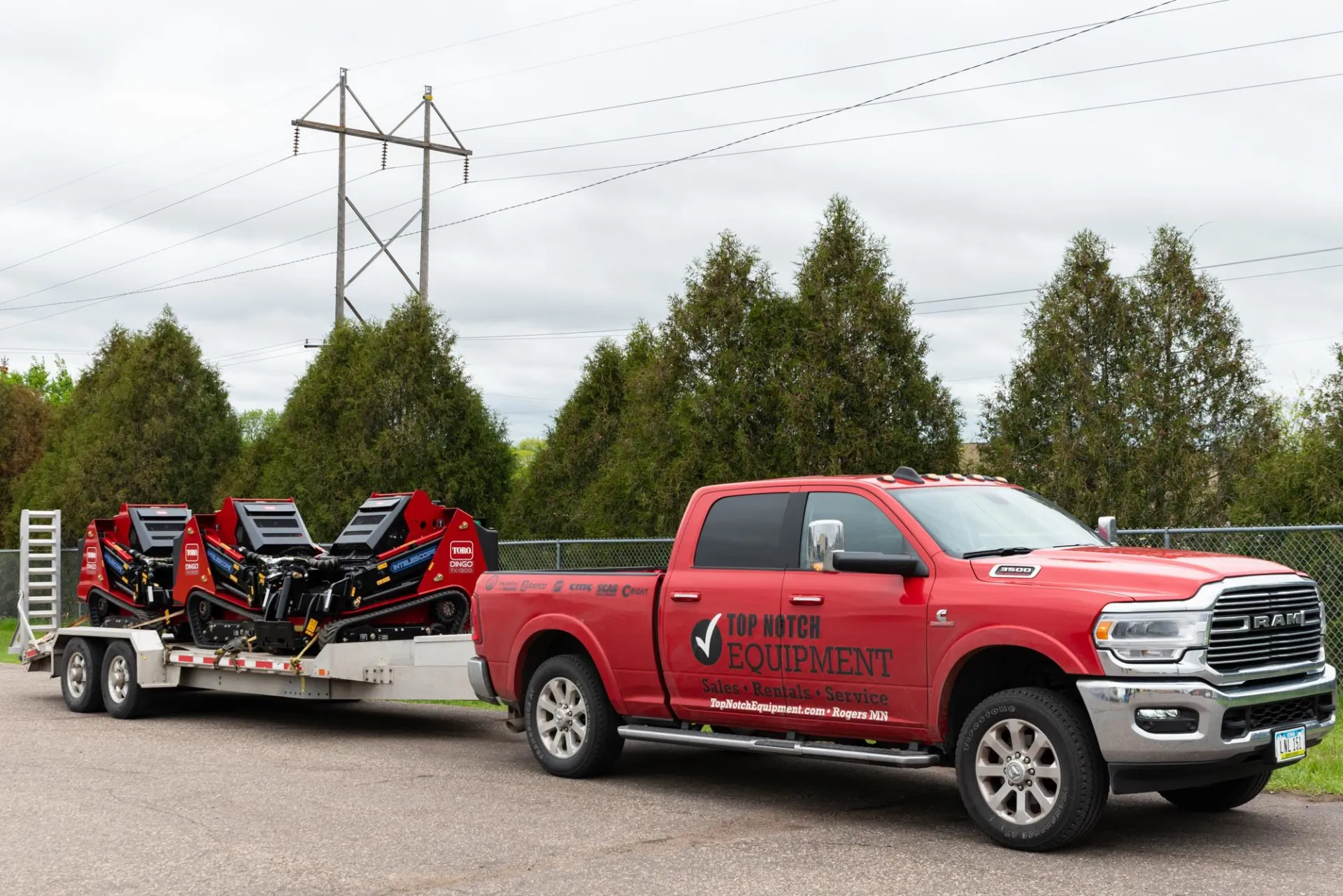 Showroom Top Notch Equipment Rogers, MN Construction, Farm